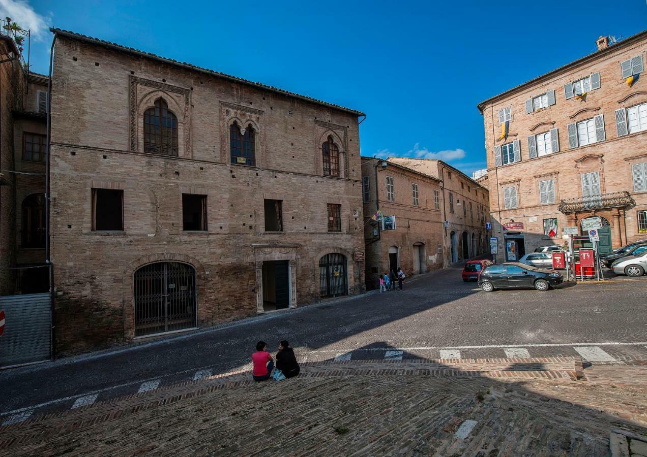 Alloggio "La Fonte" Fermo Exterior foto