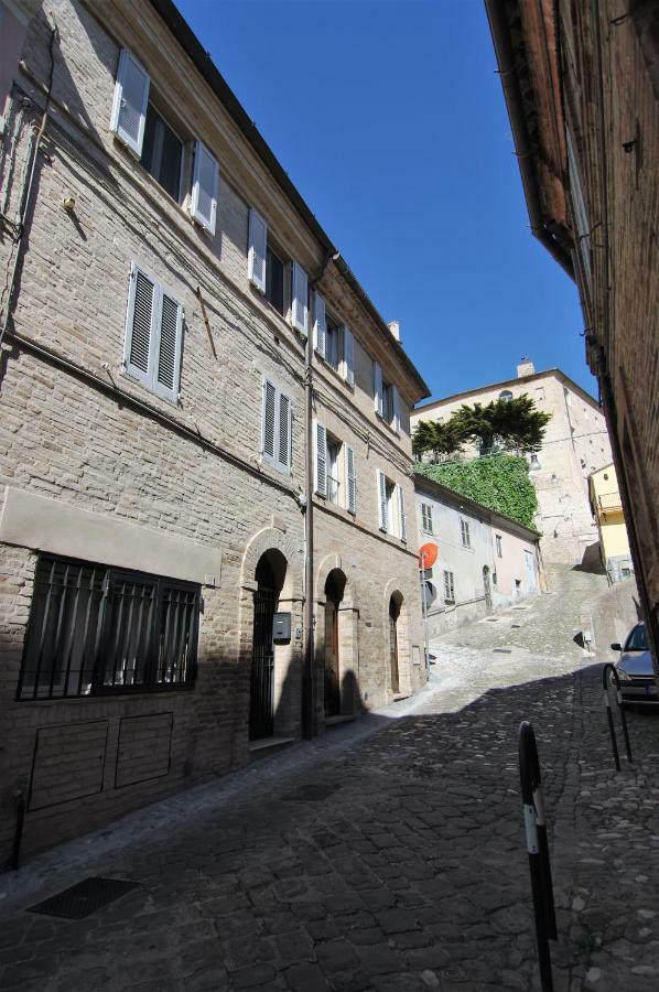 Alloggio "La Fonte" Fermo Exterior foto